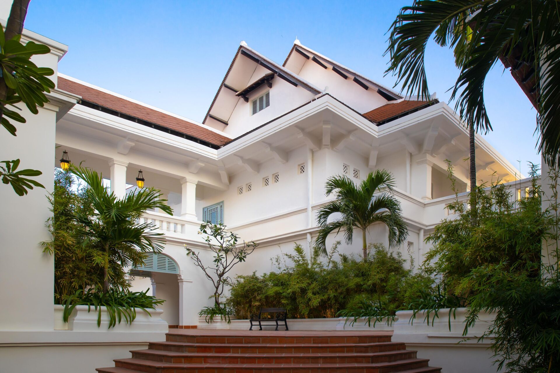 Exterior View_1625710_high